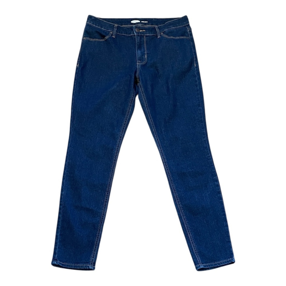 Old Navy Women's Super Skinny‎ Jeans Size 8
NWOT